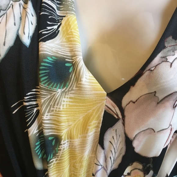 🆕Elegance Paris dress size 8/10 - Picture 3 of 6